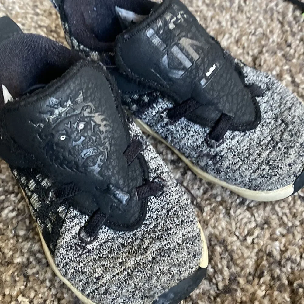 Nike Lebrons Baby Kids I am King Sneakers Shoes